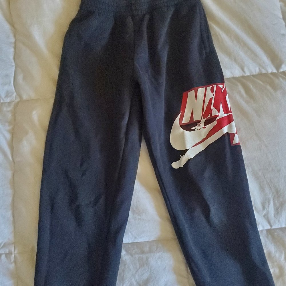 Jordan sweatpants- boys small